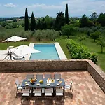Terra Di Siena 14, Emma Villa *