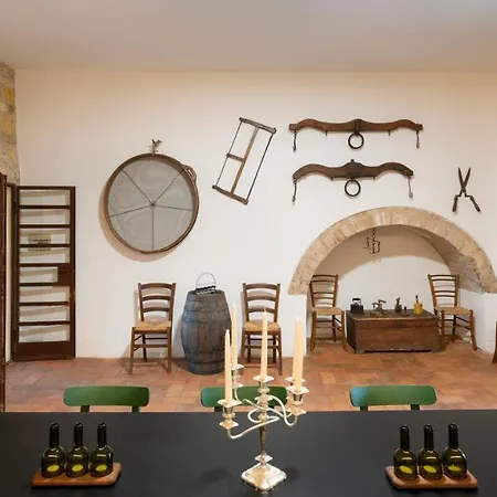 Villa Terra Di Siena 12, Emma